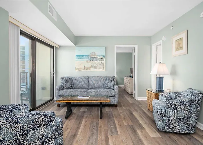 Ocean Views In 2 Bedroom With Outdoor Pool!