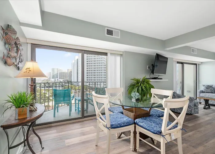 Ocean Views In 2 Bedroom With Outdoor Pool! Ocean Stadt