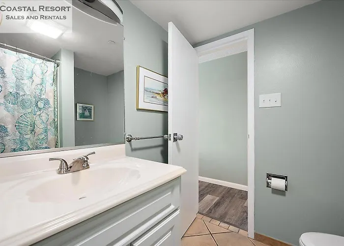 Ocean Views In 2 Bedroom With Outdoor Pool! Ocean Stadt